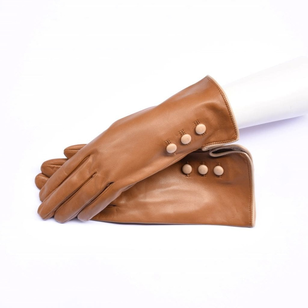 Lambskin leather gloves silk lined