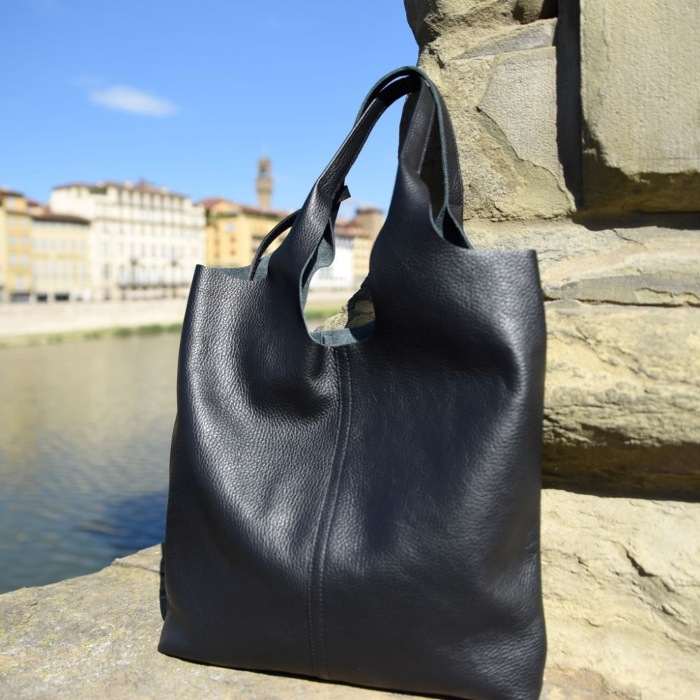 Leather shopping bag