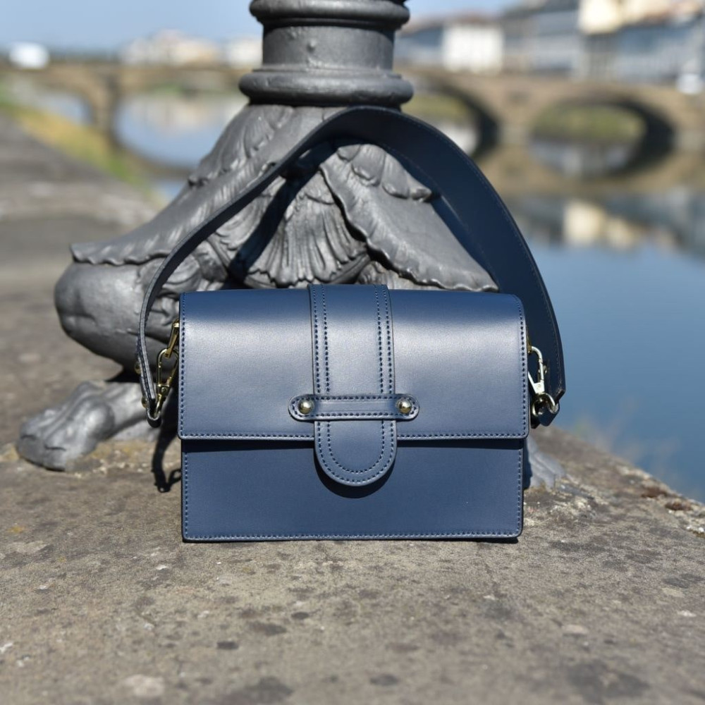Borsa Layla