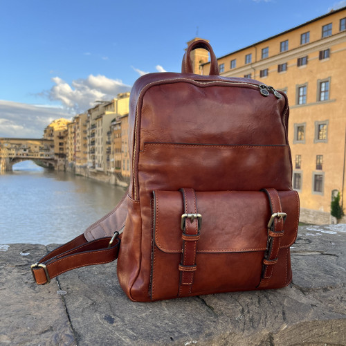 Leather backpack made of vegetable tanned leather