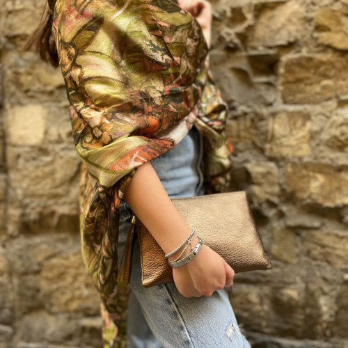 Handbag made of pebble grain calf leather