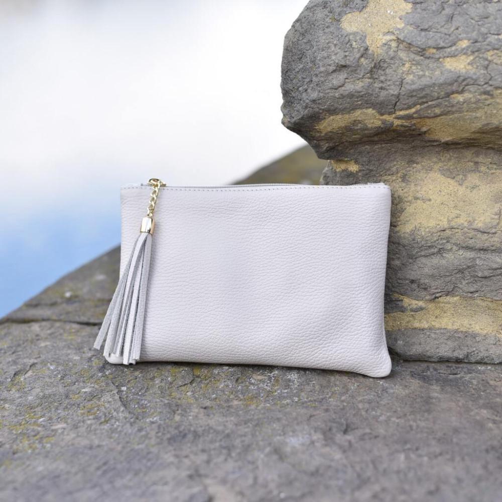 Mumbi Borsa Porta Smartphone In Vera Pelle Per Honor 10 Con Linguetta Pull-Back E Supporto - Bianco