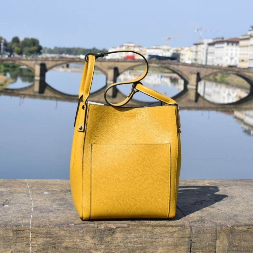 Dafne Leather Bag