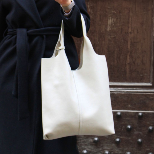 Leather shopping bag