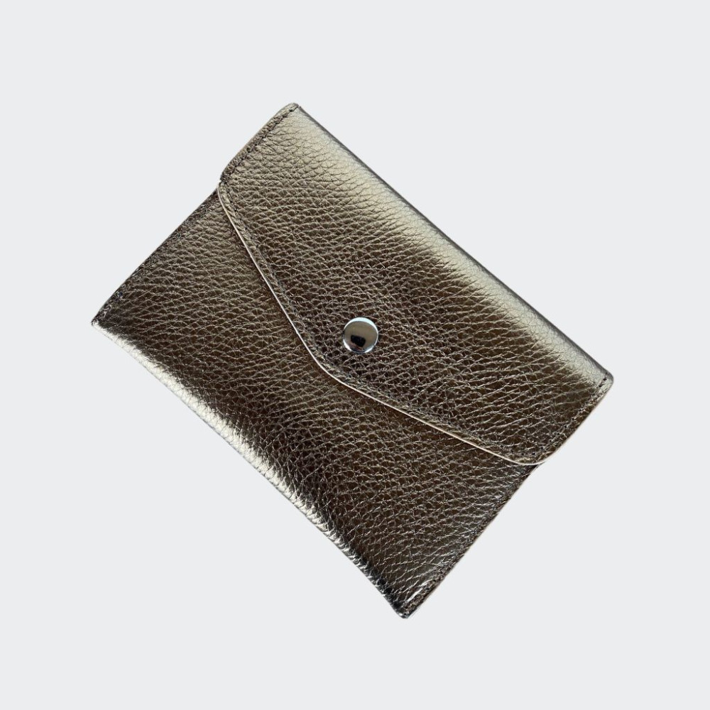 Leather wallet with botton medum size