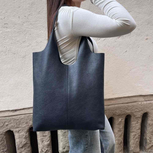 Leather shopping bag