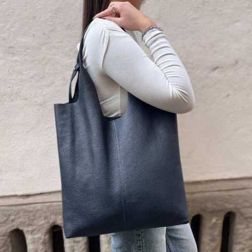 Leather shopping bag